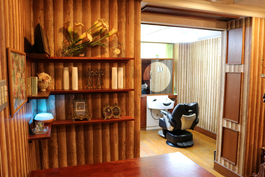 ー理容室の店内の雰囲気で選ばれる理由とは くつろげる空間の見極め方ー